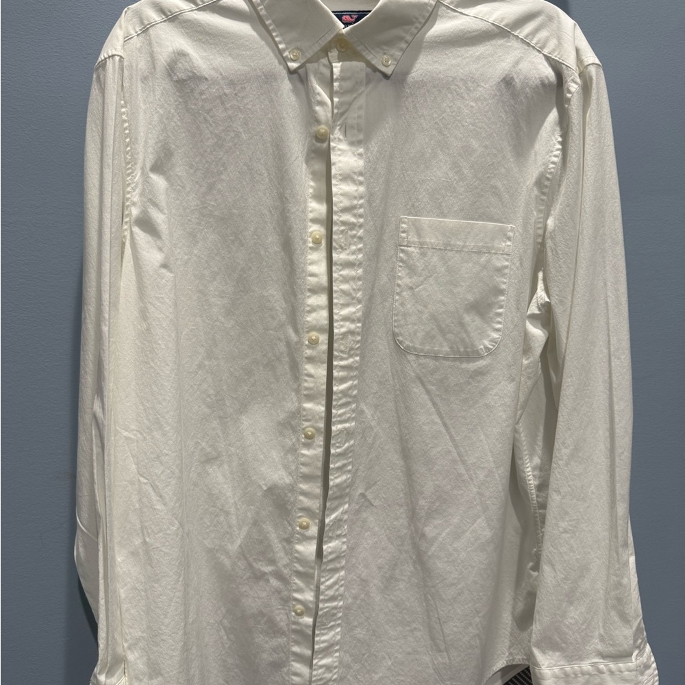 Vineyard Vines men’s shirt. Large. White button down